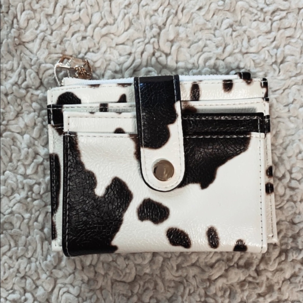 FLASHSALE✨Cow print card holder